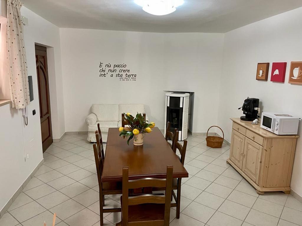 B&B Casa Letizia Trentinara 外观 照片